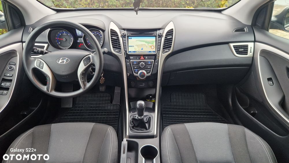 Hyundai i30 blue Kombi 1.6 CRDi Classic Navigation - 7