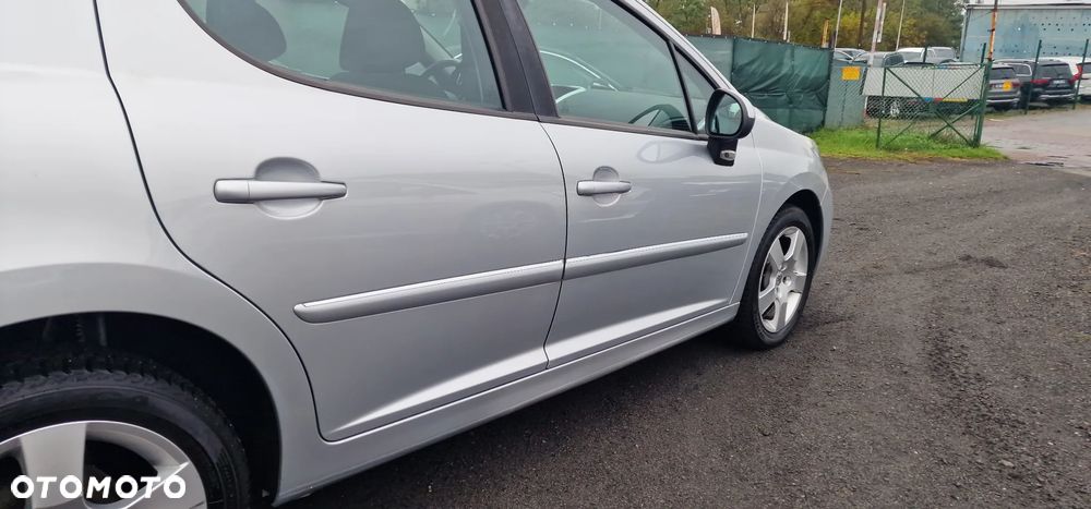 Peugeot 207 120 Automatik Sport - 14