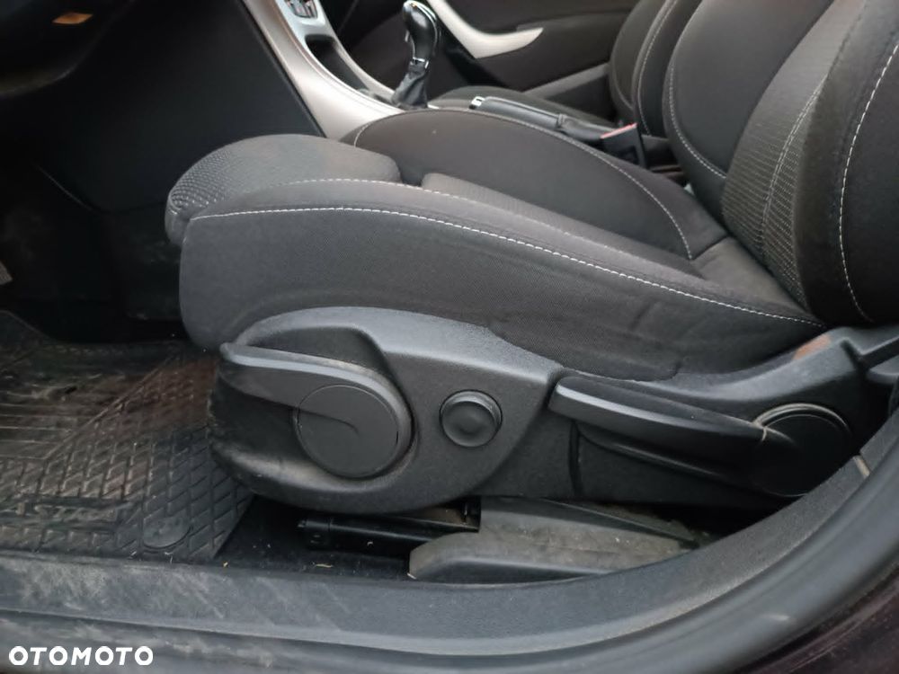 Opel Astra 1.4 T Enjoy - 10