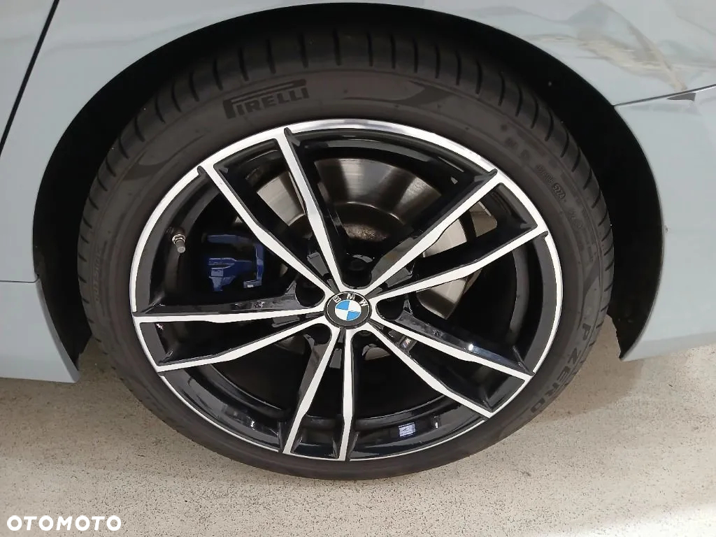 BMW Seria 3 320d Touring xDrive M Sport - 21