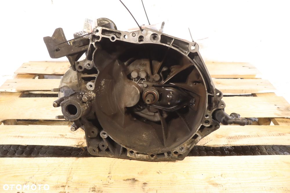 SKRZYNIA BIEGÓW 5 BIEGOWA PEUGEOT 308 I 1.6HDI - 1