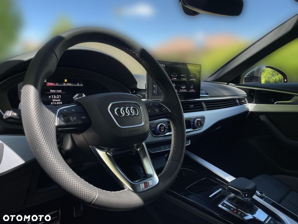 Audi A4 Limousine - 32