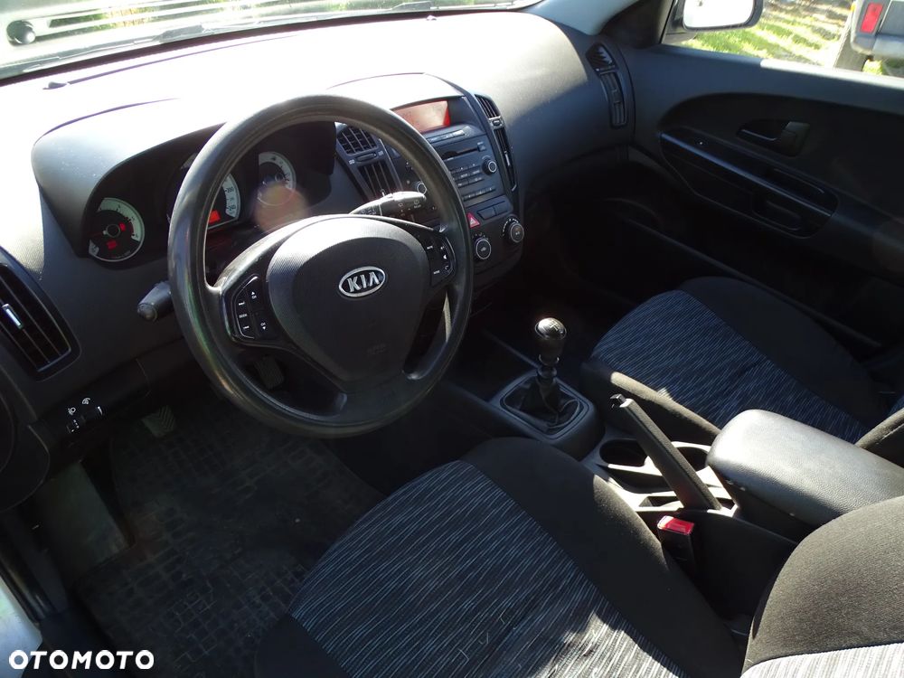 Kia Ceed Cee'd 2.0 crdi Optimum - 3