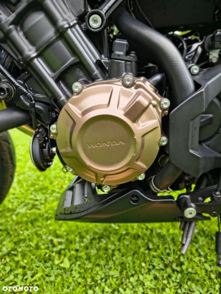 Honda CB - 3