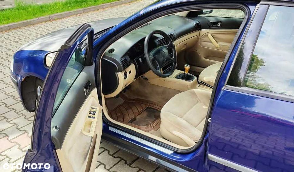 Volkswagen Passat - 7