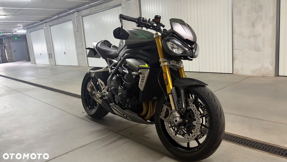Triumph Speed Triple - 1
