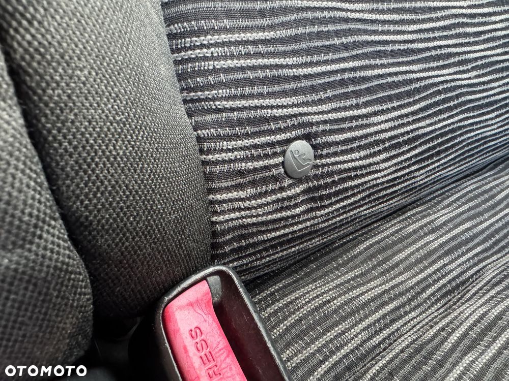 Kia Ceed 1.4 Comfort - 32