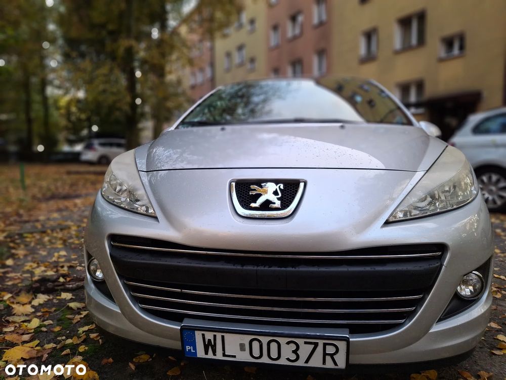 Peugeot 207 1.4 Trendy - 6