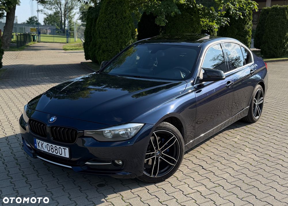BMW Seria 3 320i xDrive Sport Line - 1