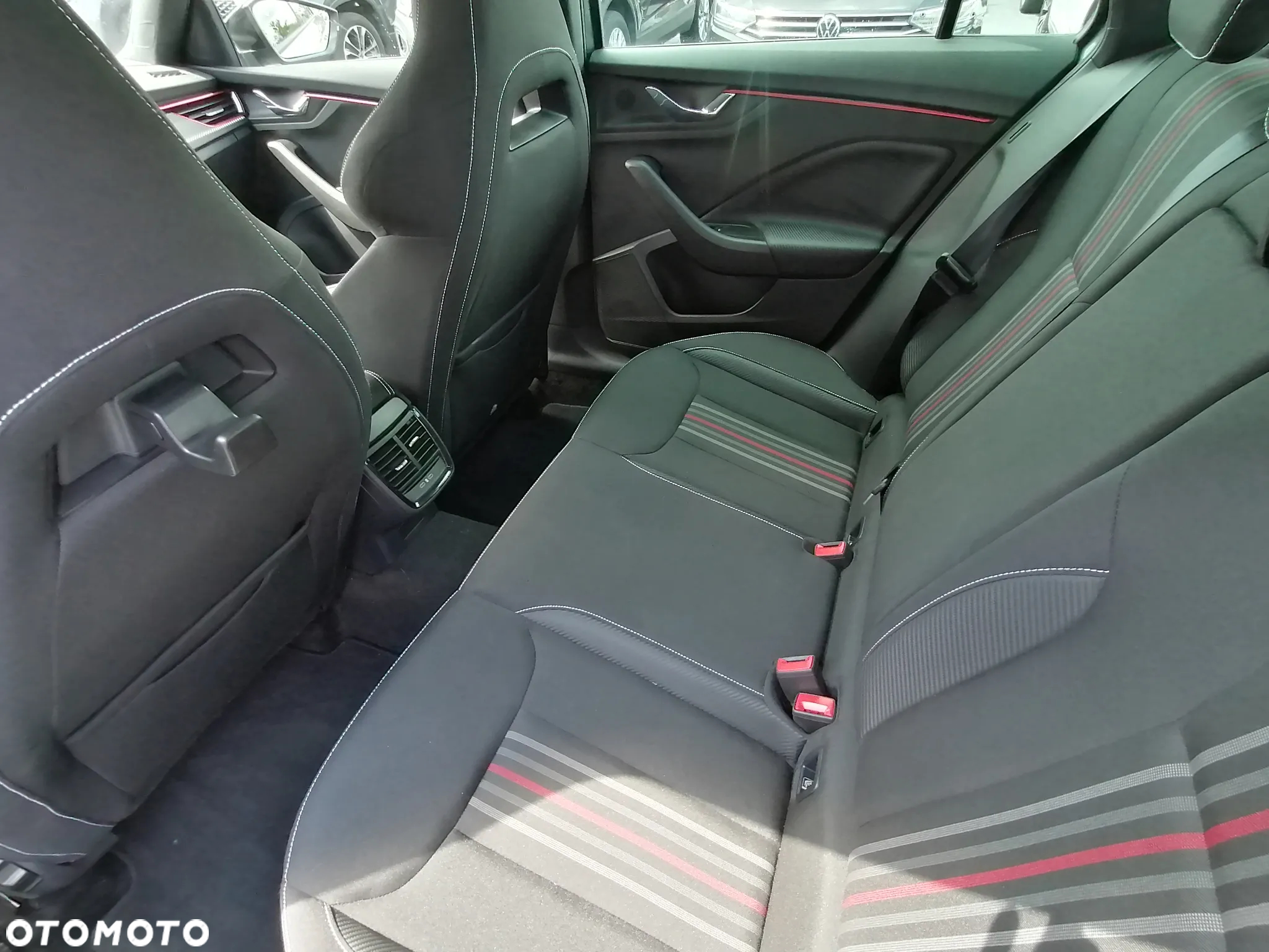 Skoda Kamiq 1.5 TSI Monte Carlo DSG - 10