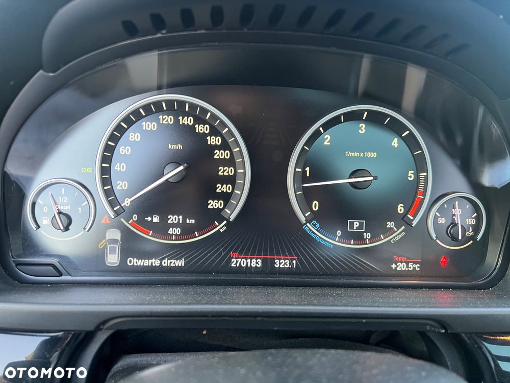 BMW Seria 5 530d xDrive - 15