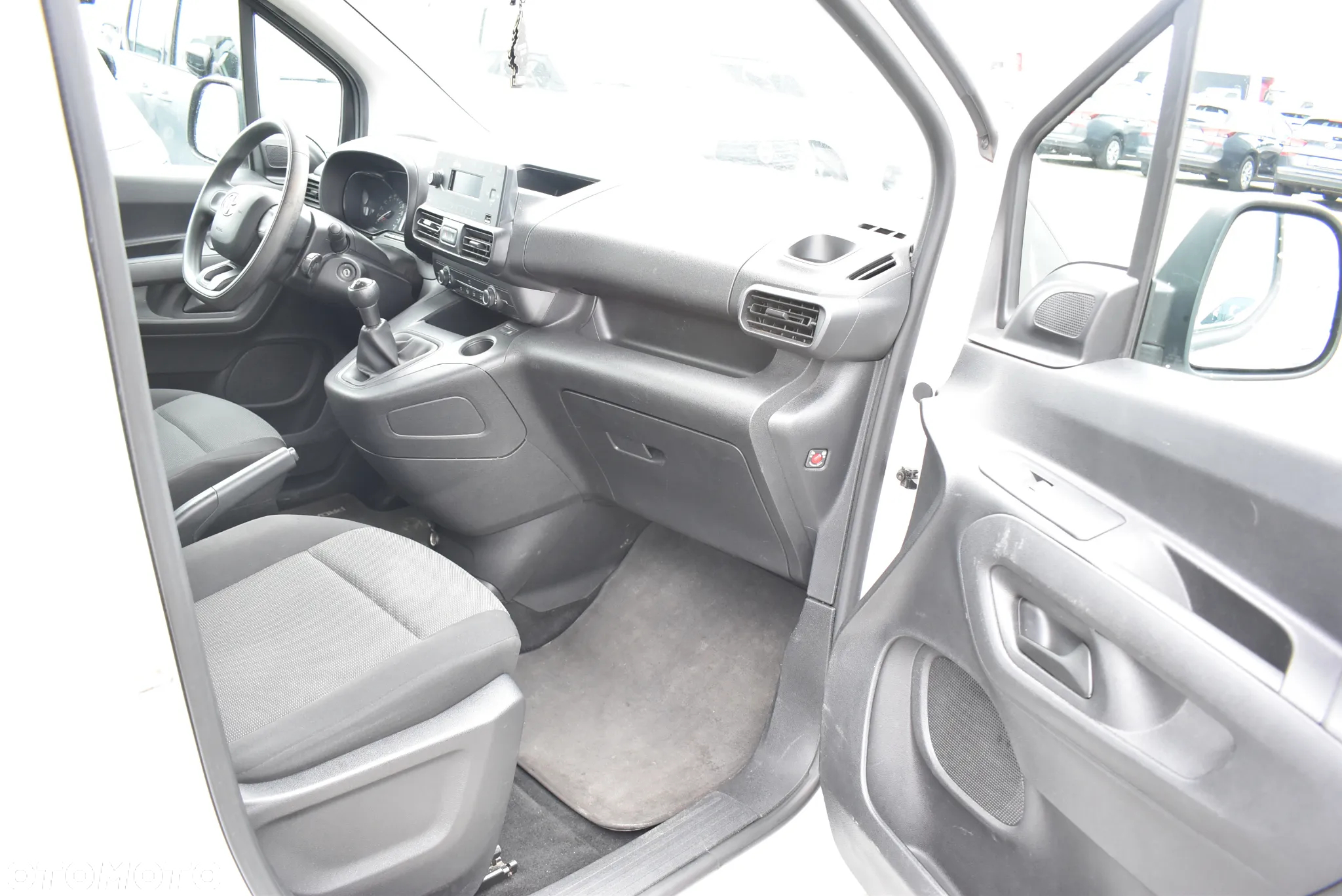 Toyota Proace City Verso 1.5 D-4D Business - 17