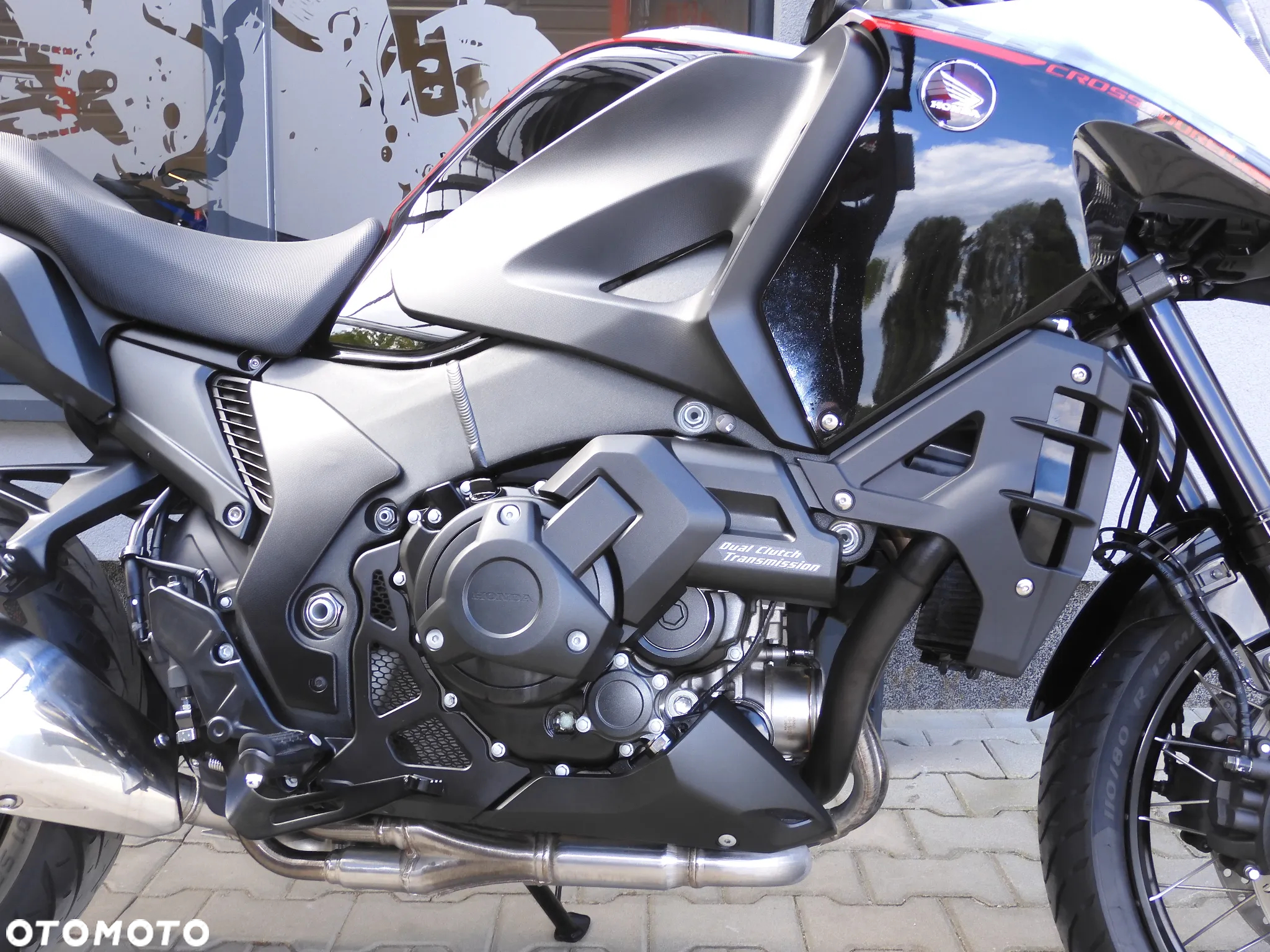 Honda VFR - 8