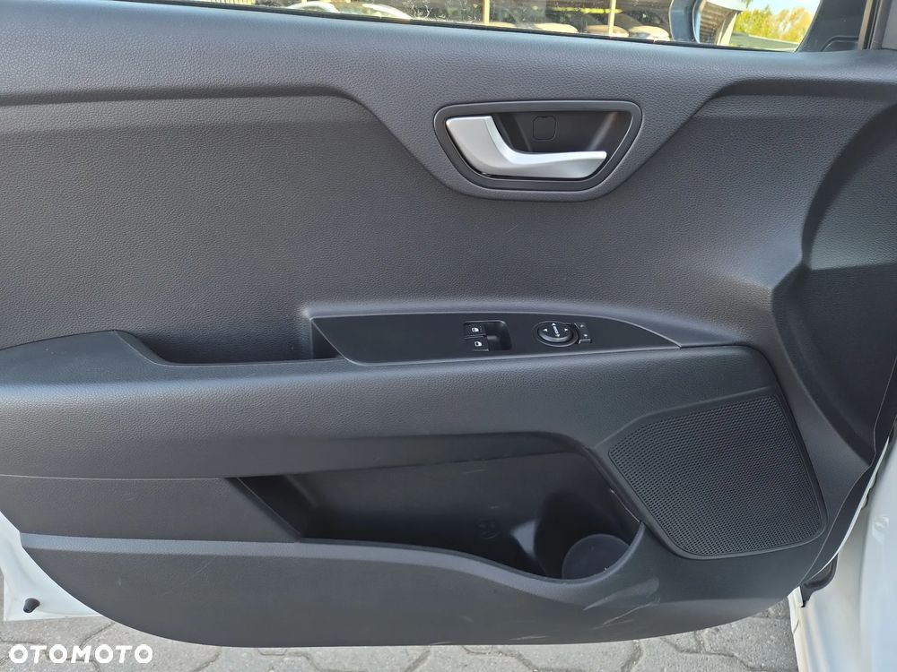 Kia Rio 1.2 M - 11