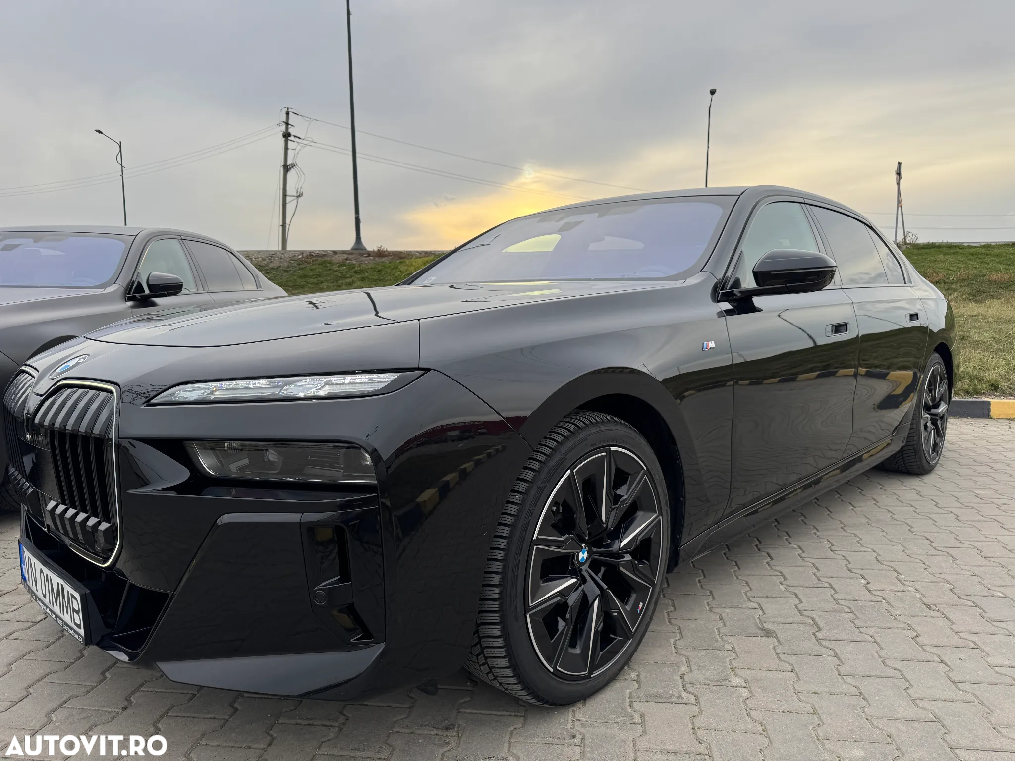 BMW Seria 7 740d xDrive MHEV - 3