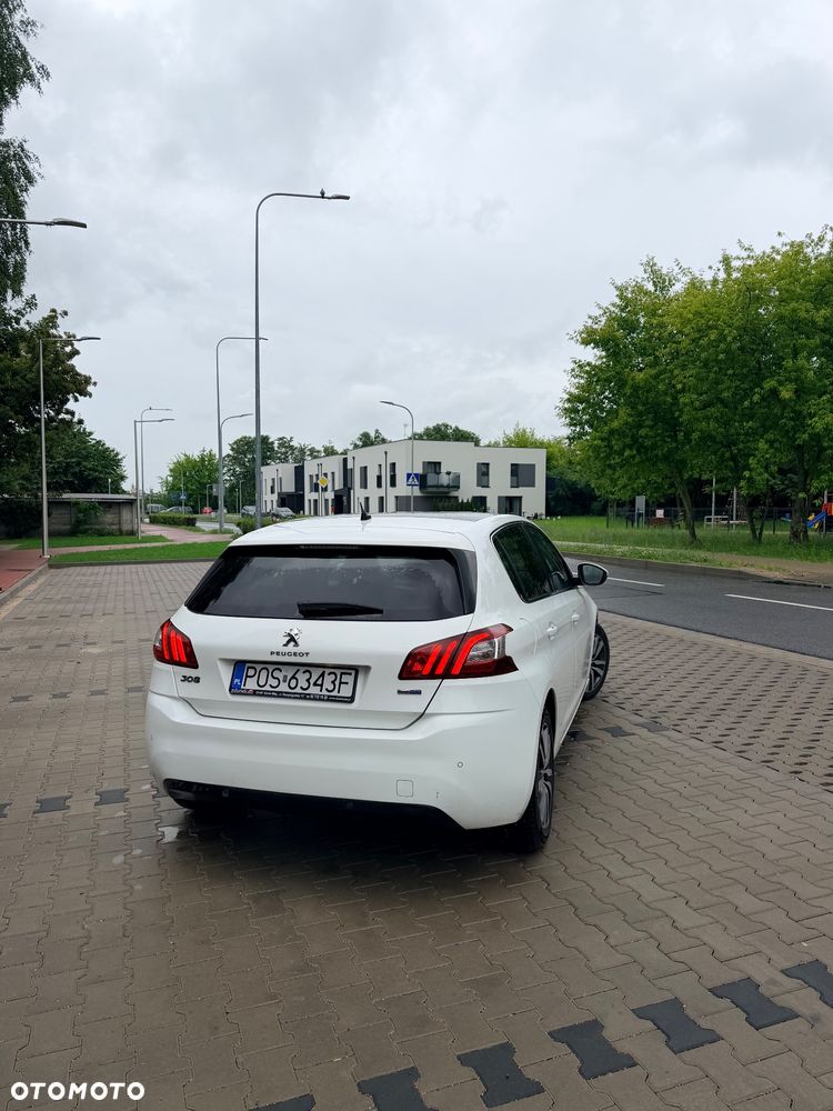 Peugeot 308 BlueHDi FAP 150 EAT6 Stop & Start Allure - 9