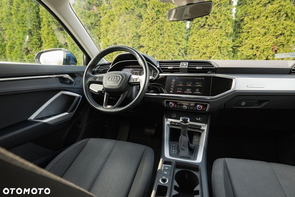 Audi Q3 Sportback - 16