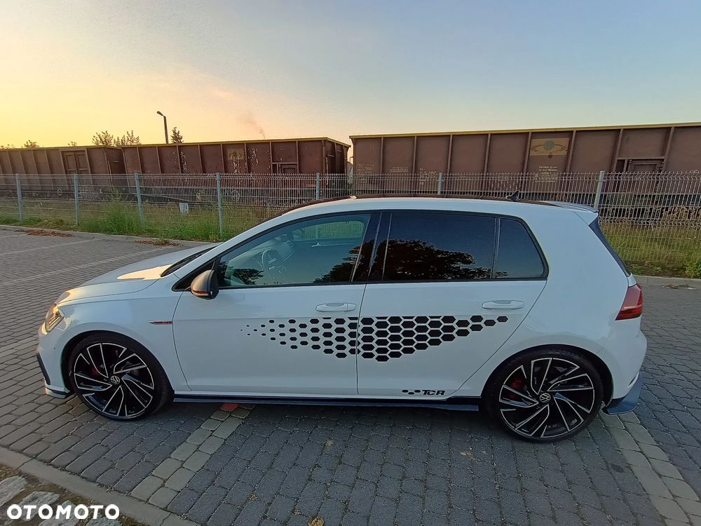 Volkswagen Golf 2019 photo 3