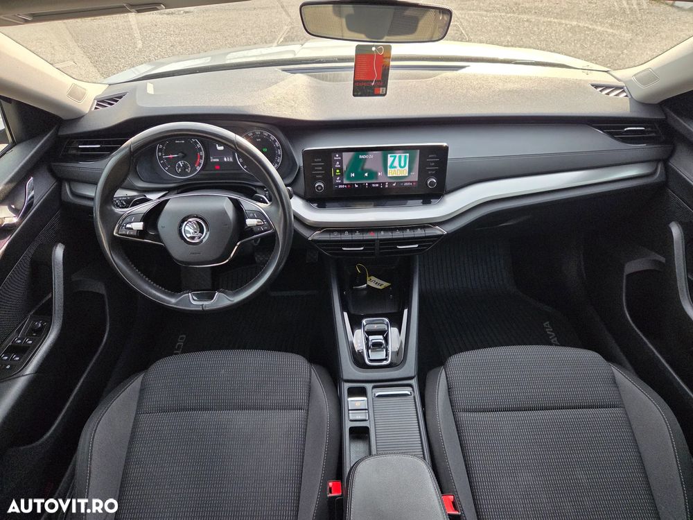 Skoda Octavia 2.0 TDI DSG Ambition - 19