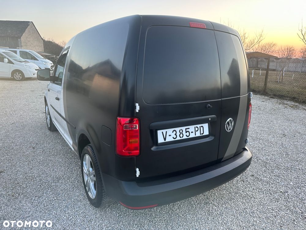 Volkswagen Caddy - 4