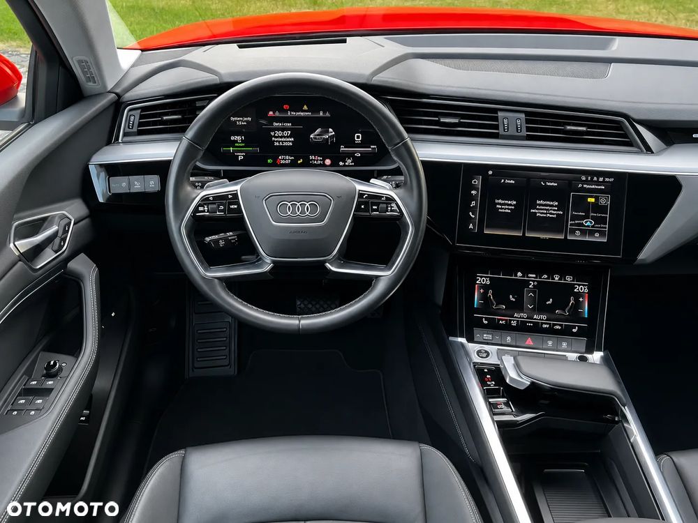 Audi e-tron - 21