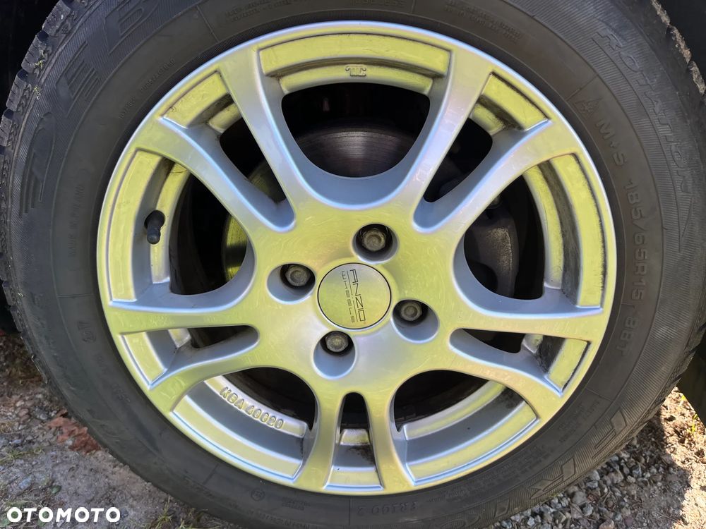 Kia Rio 1.2 L - 7
