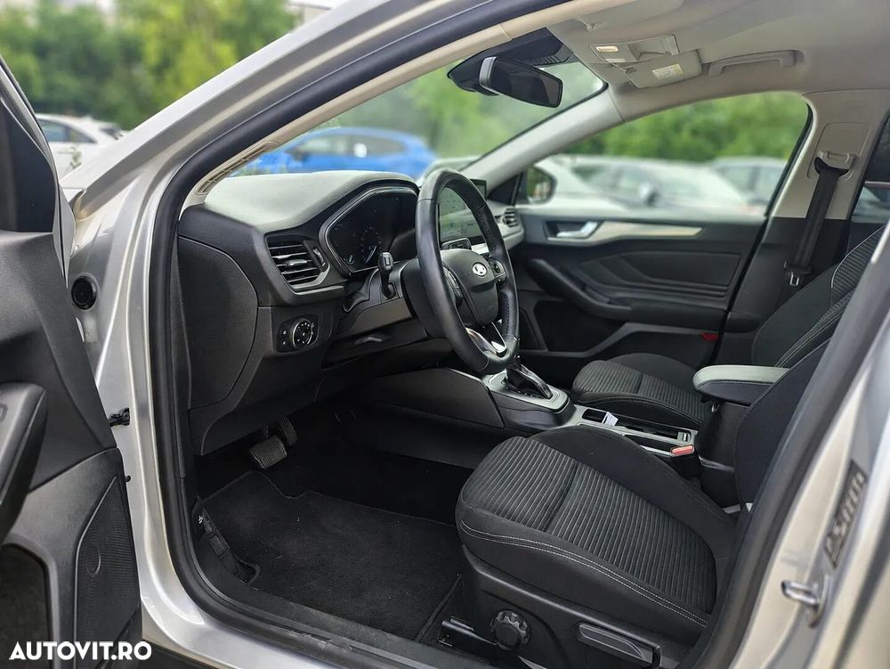 Ford Focus - 13