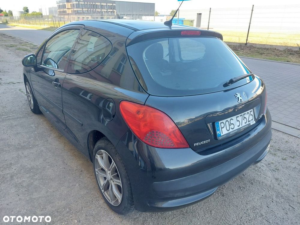 Peugeot 207 - 9