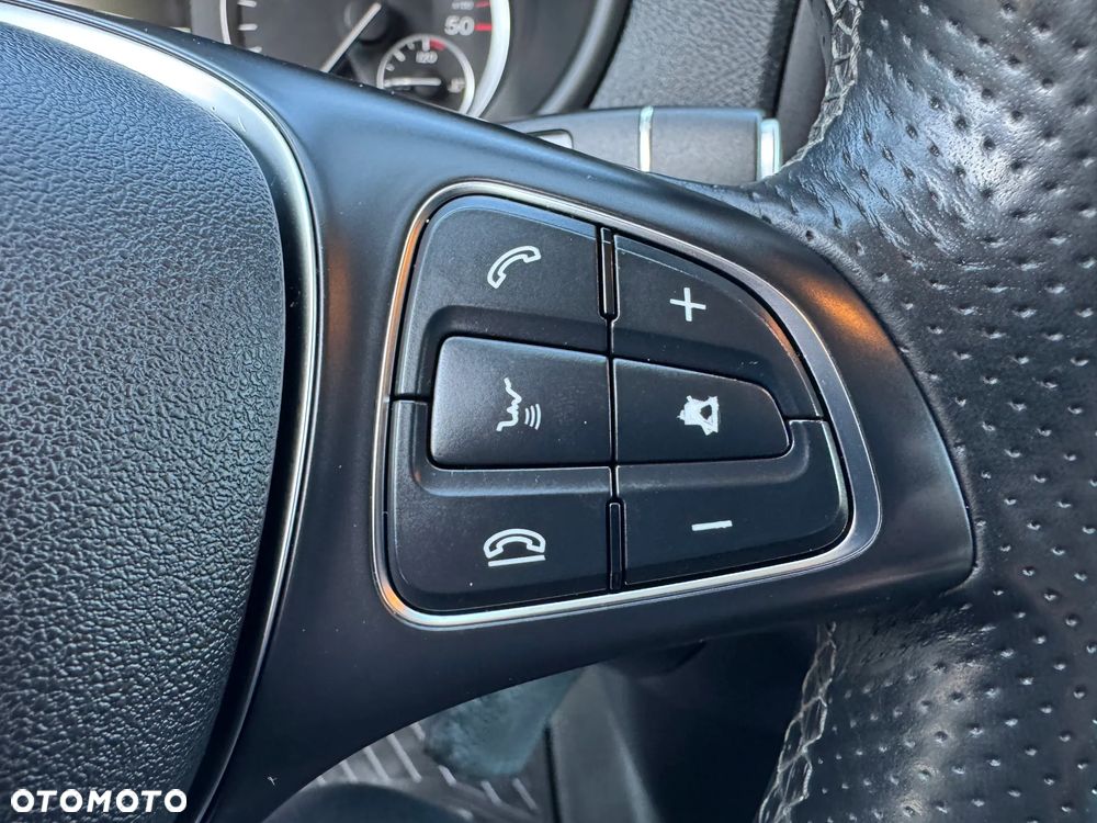 Mercedes-Benz VITO - 18