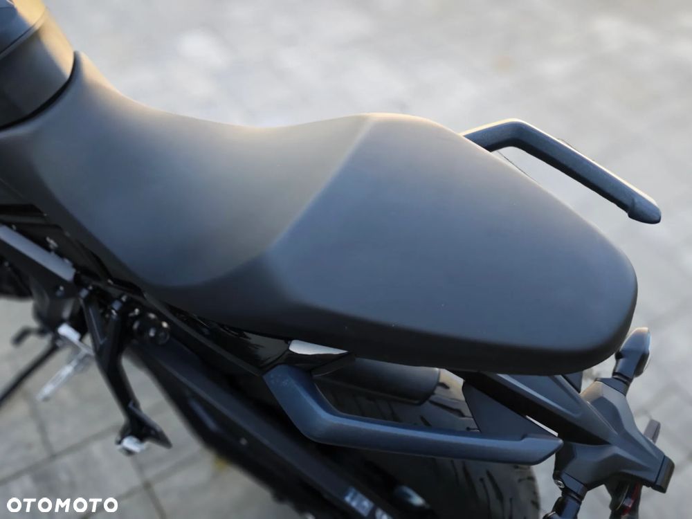 Triumph Tiger - 16