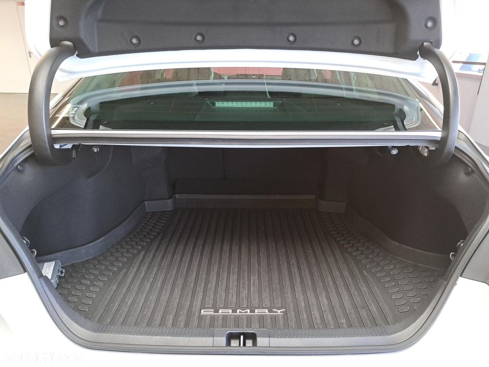 Toyota Camry 2.5 Hybrid Prestige CVT - 14