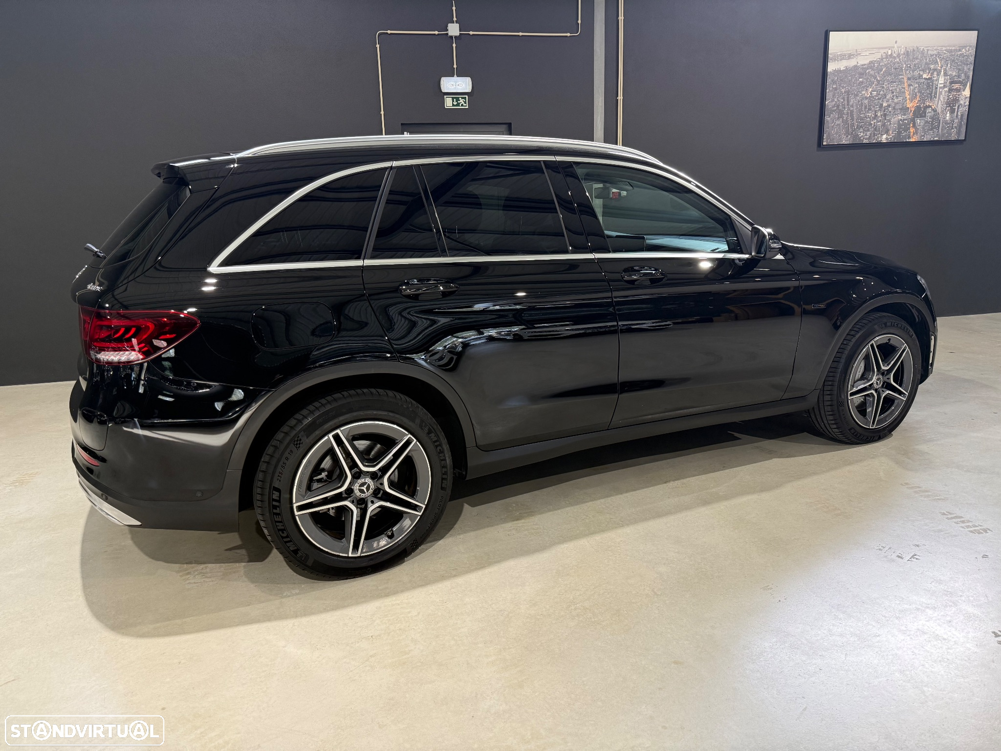 Mercedes-Benz GLC 300 e 4Matic - 11