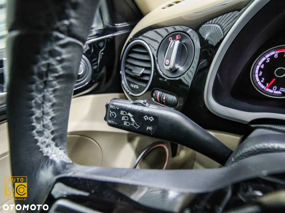 Volkswagen Beetle 2.5 - 23