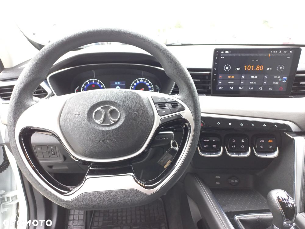 BAIC 3 1.5T Luxury - 16