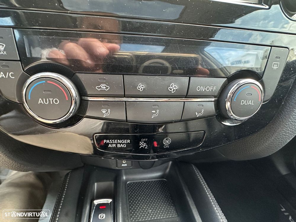 Nissan X-Trail 1.7 dCi Tekna 7L CVT - 25