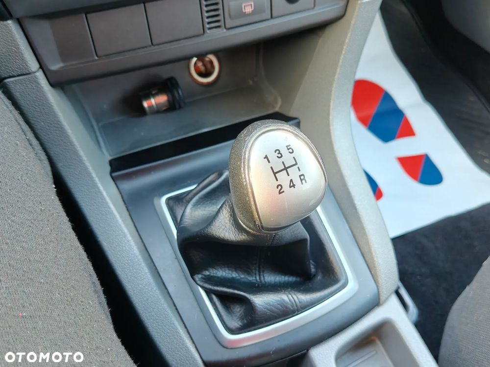 Ford Focus 1.4 16V Concept - 25