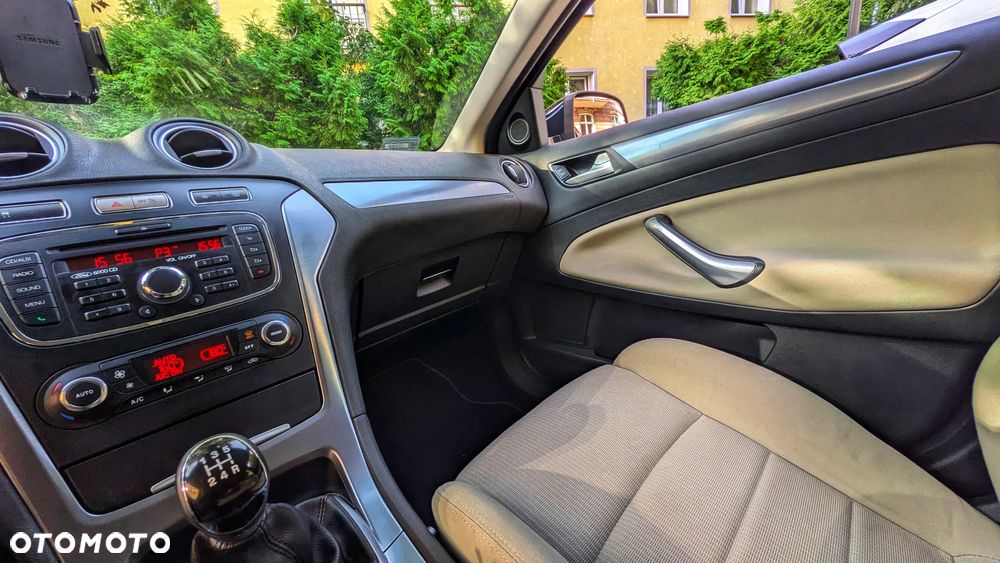 Ford Mondeo 2.0 FF Titanium - 20