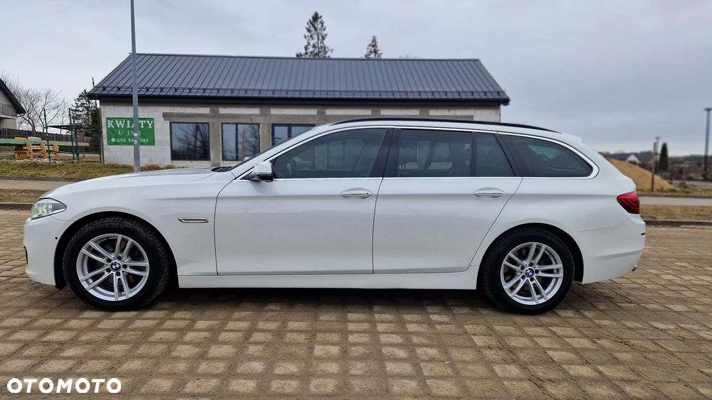 BMW Seria 5 520d xDrive Luxury Line - 3
