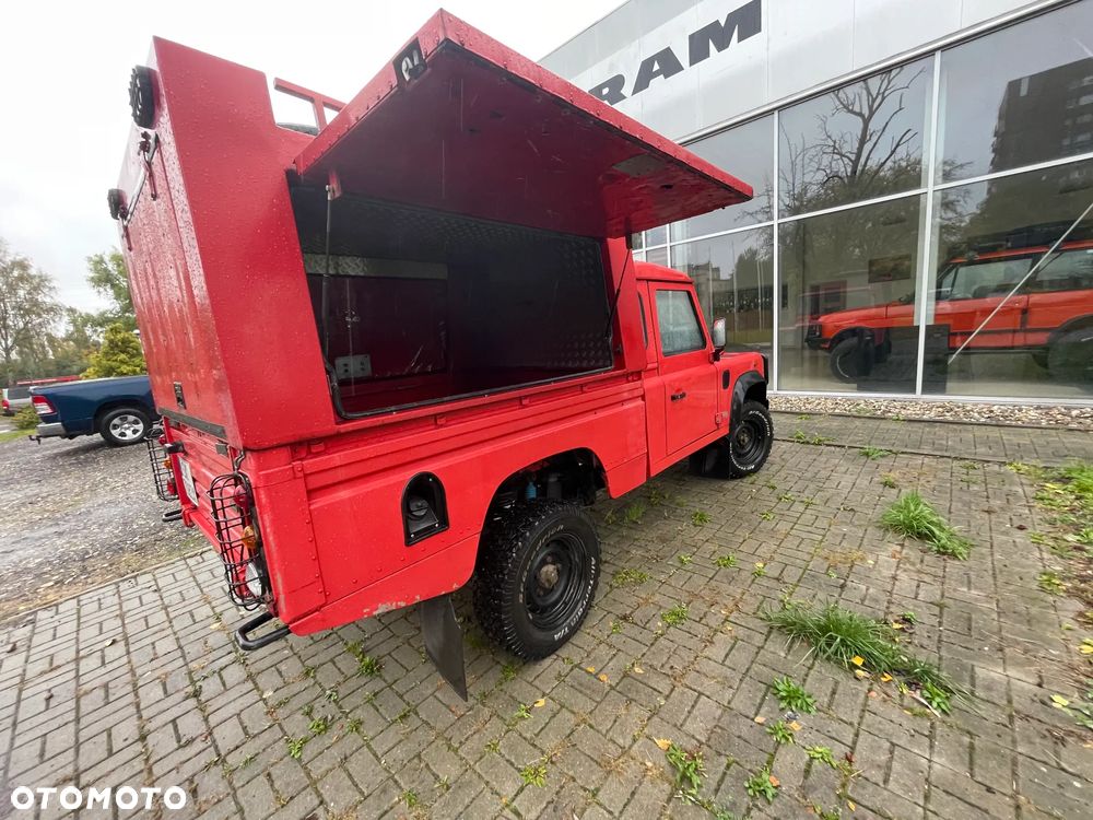 Land Rover Defender - 17