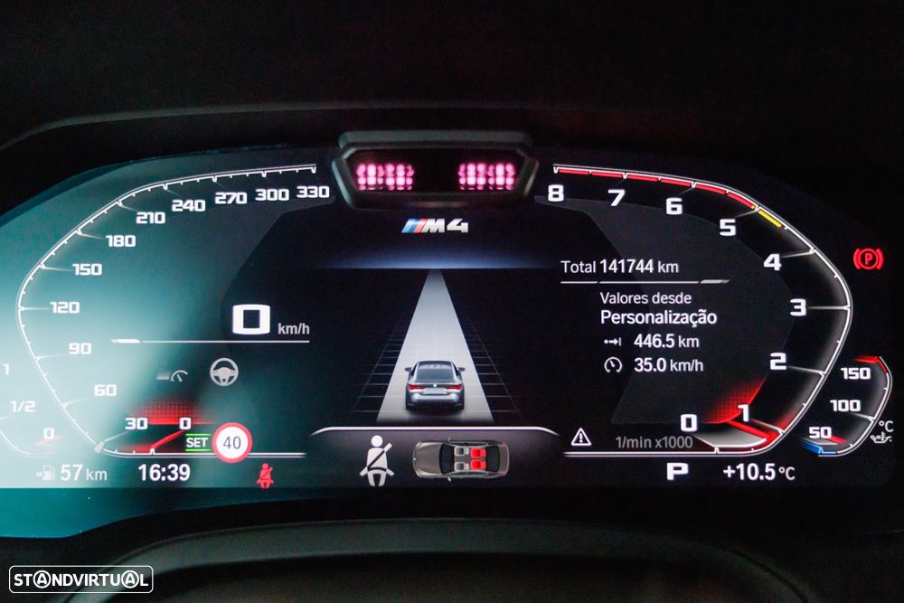 BMW M4 Competition - 30