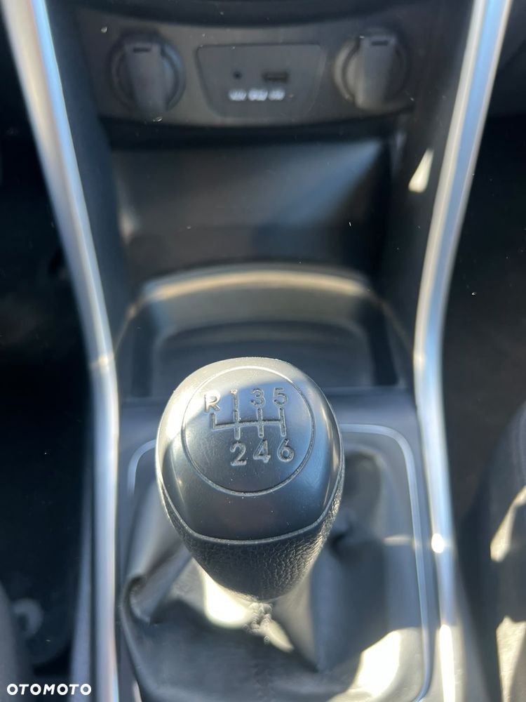 Hyundai i30 - 16
