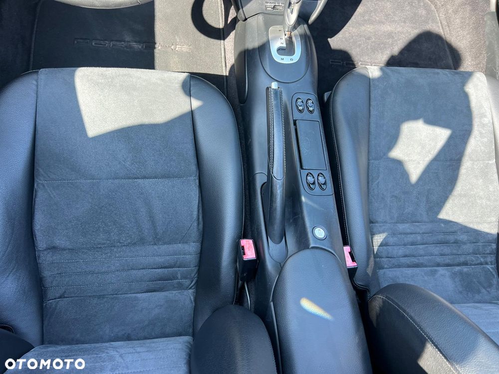 Porsche Boxster - 36