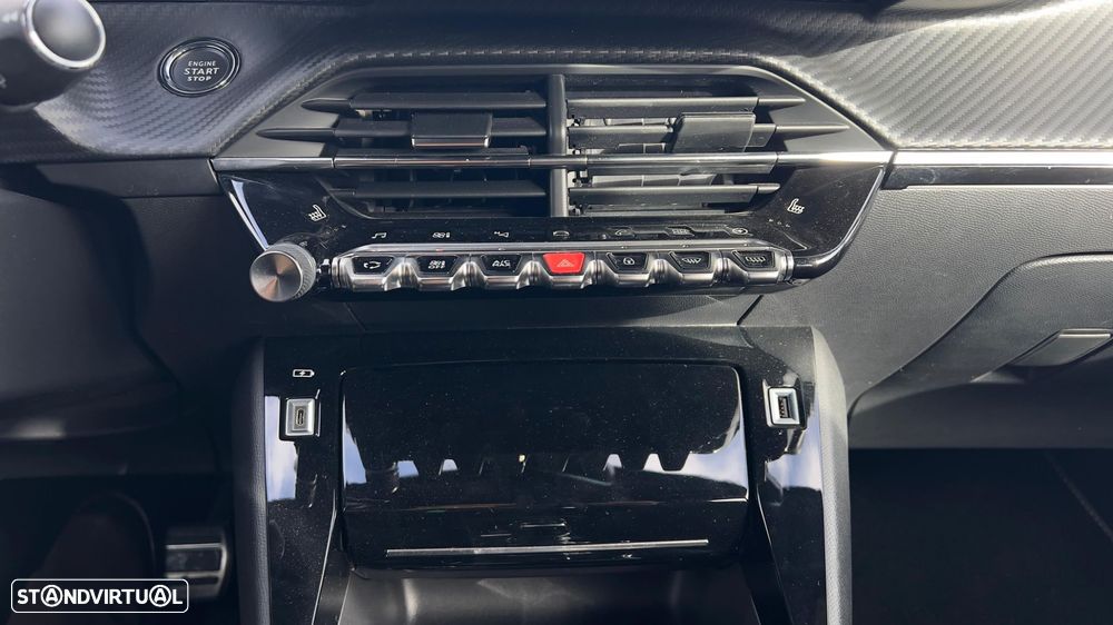 Peugeot e-208 50 kWh GT - 14