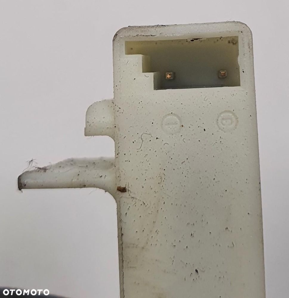WZMACNIACZ ANTENA RENAULT MEGANE III 285906352R - 2
