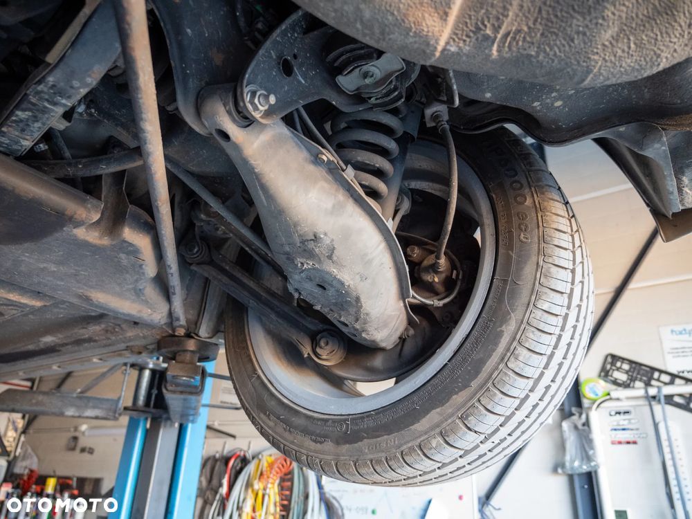 Mercedes-Benz SL 500 - 35