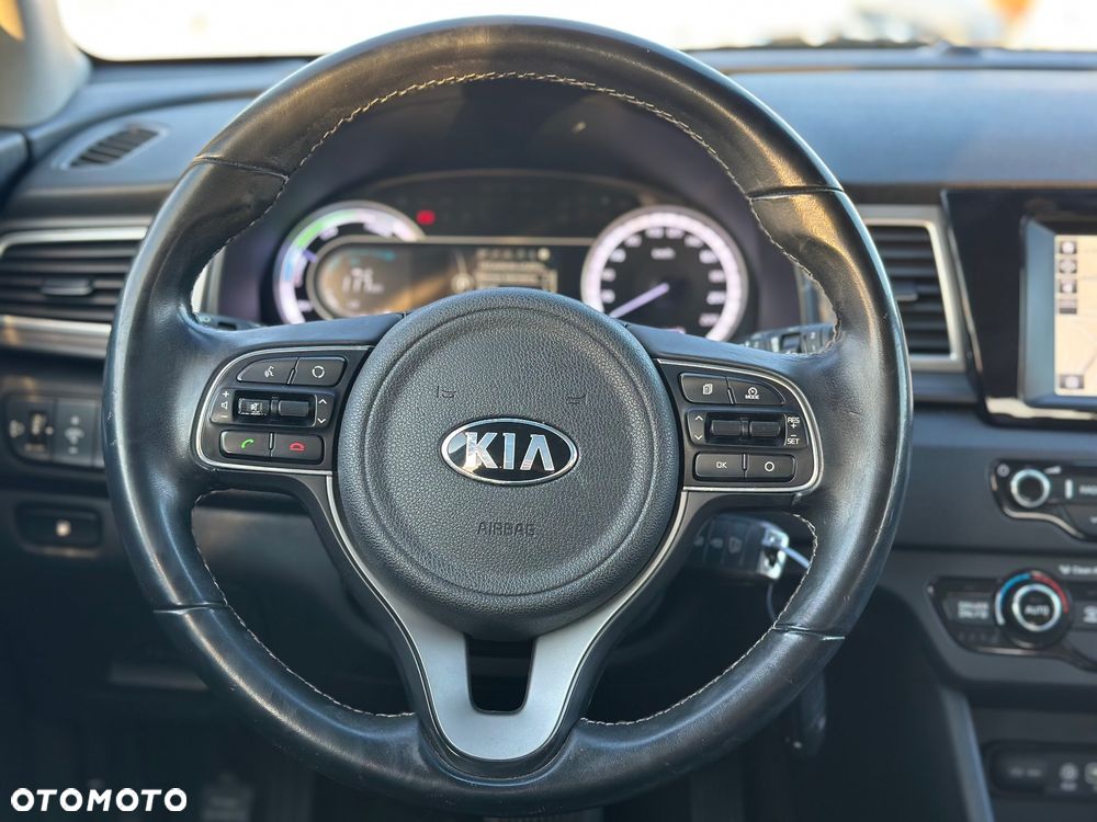 Kia Niro 1.6 GDI Hybrid Business Line - 16