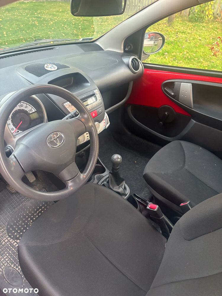 Toyota Aygo - 4