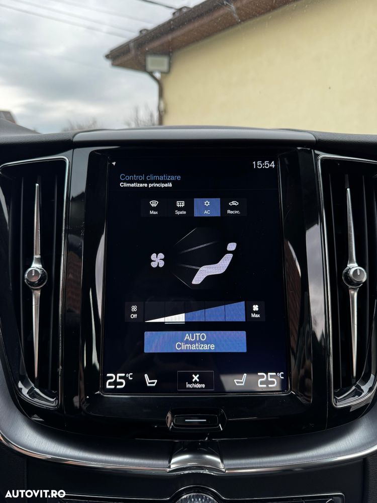 Volvo XC 60 D4 Geartronic Momentum - 10