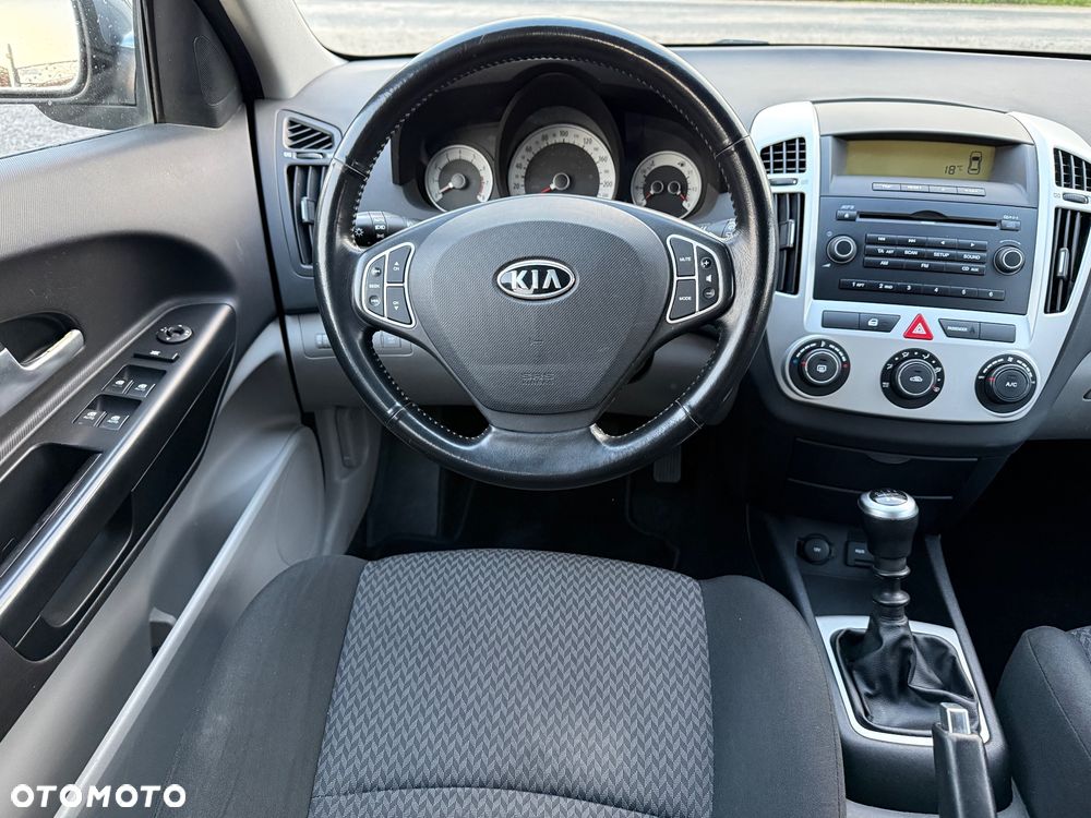 Kia Ceed 1.4 CVVT LX - 10