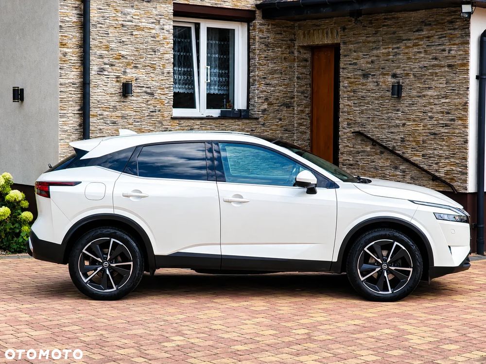 Nissan Qashqai 1.3 DIG-T MHEV N-Connecta Xtronic - 4
